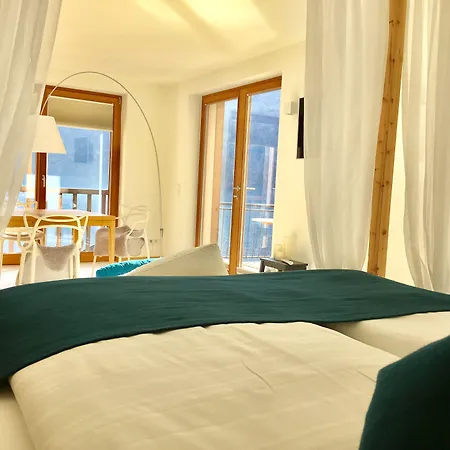 Hallstatt Hideaway - Adults Only