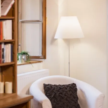 هولستات ذا هايد أواي - للكبار فقط هالشتات