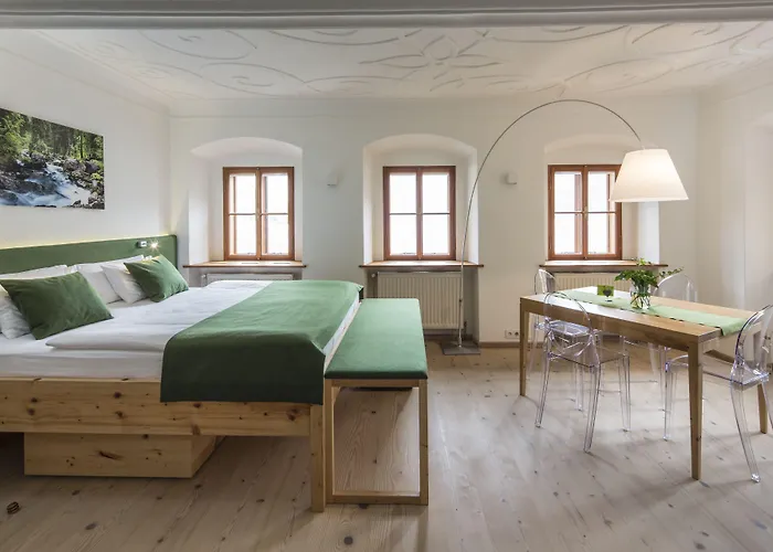 Hideaway - Adults Only Гостевой дом 3*