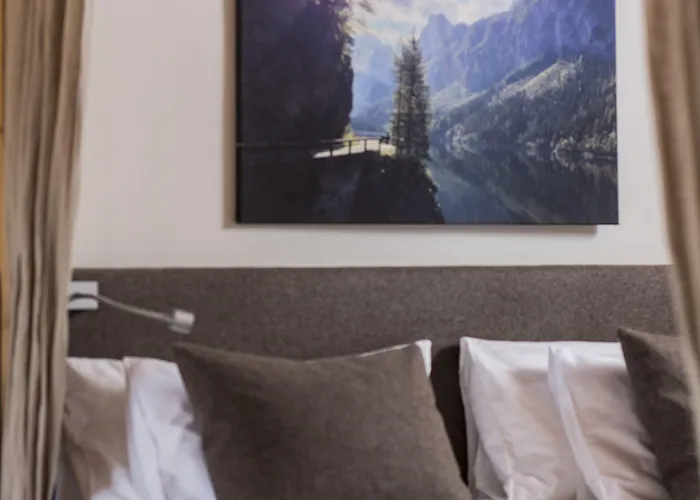 Hallstatt Hideaway - Adults Only 4*