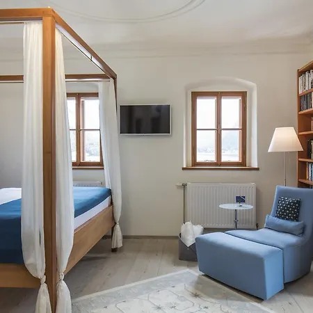 Hideaway - Adults Only Гостевой дом 3*